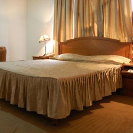 Hotel Sita Manor 瓜廖尔 外观 照片