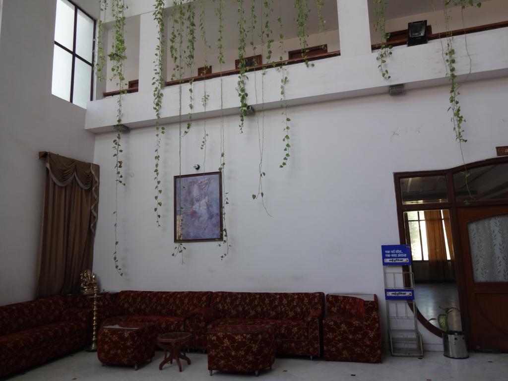Hotel Sita Manor 瓜廖尔 外观 照片