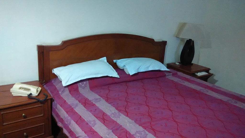 Hotel Sita Manor 瓜廖尔 外观 照片